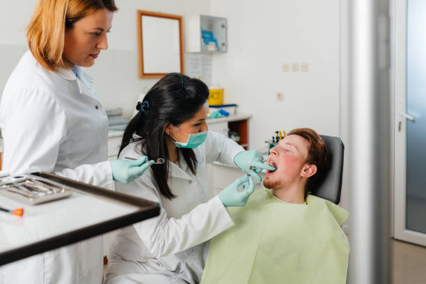 Best Urgent Dental Care  in Halstead, KS